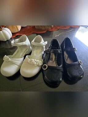SmartFit Girls' White and Black Mary Jane Dress Shoes